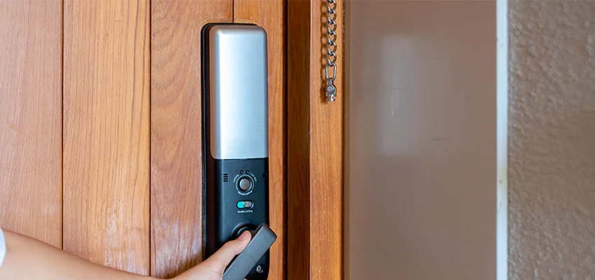 Home Security Electronic Locks Upgrades in Agoura Hills, CA