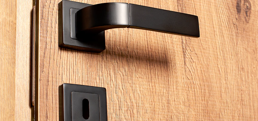 Weekend Lockout Assistance Troubleshooting in Agoura Hills, California