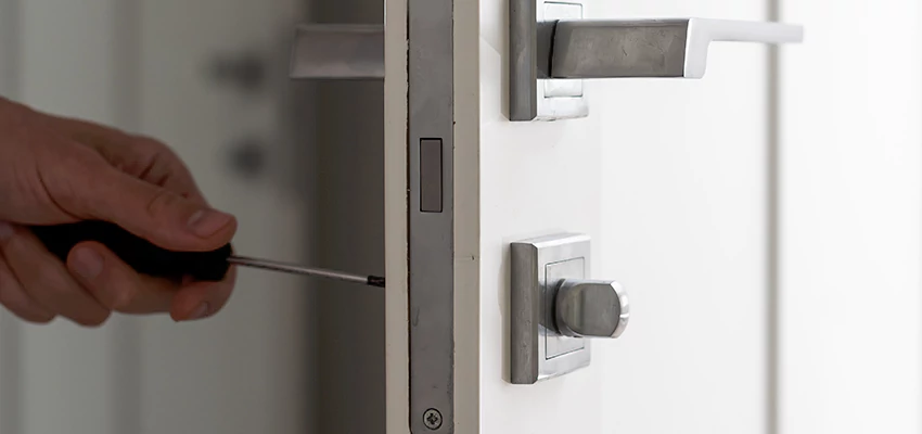 Key Programming Locksmith Open Now in Agoura Hills, California